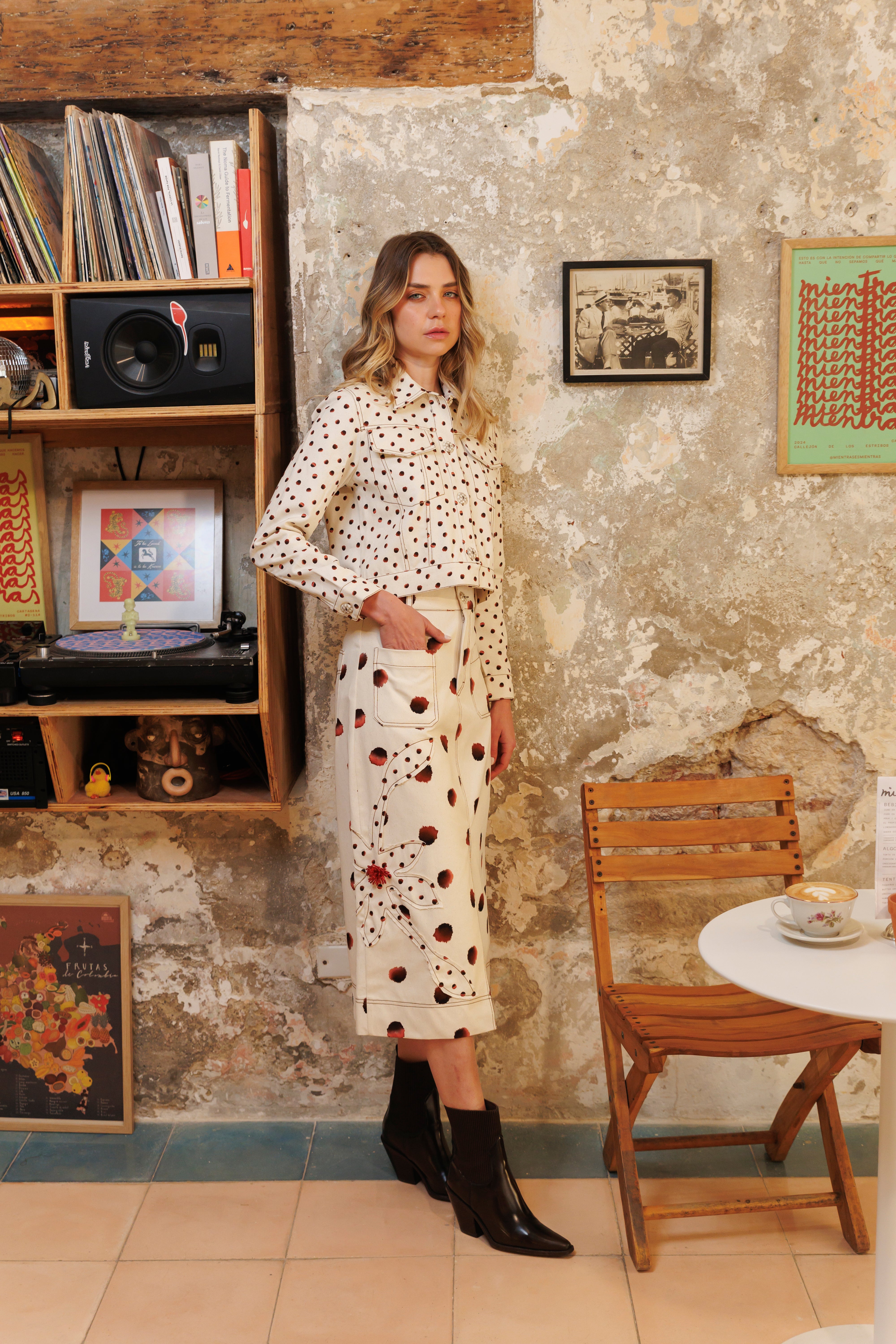 Falda Recta Denim Estampada Puntos