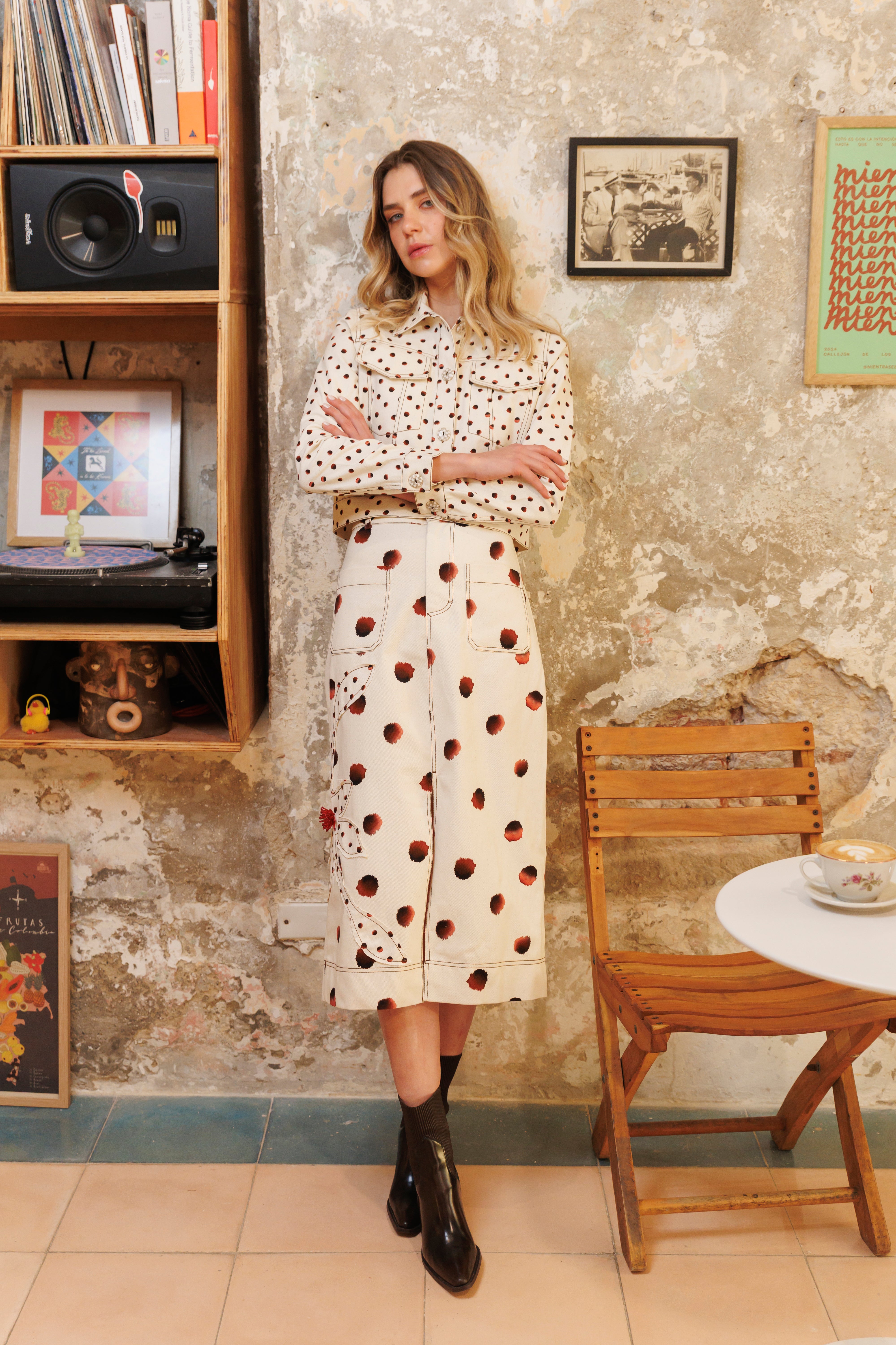 Falda Recta Denim Estampada Puntos